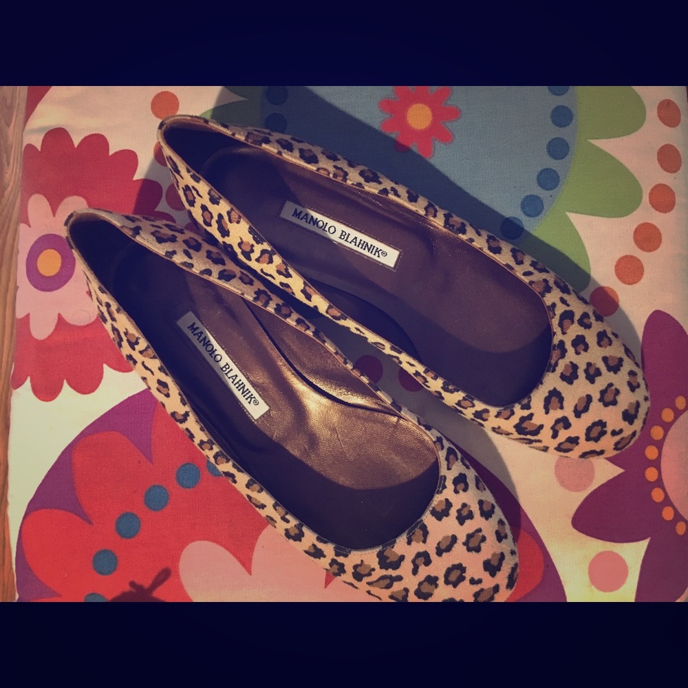 SOLD - Leopard Manolo Blahnik flats